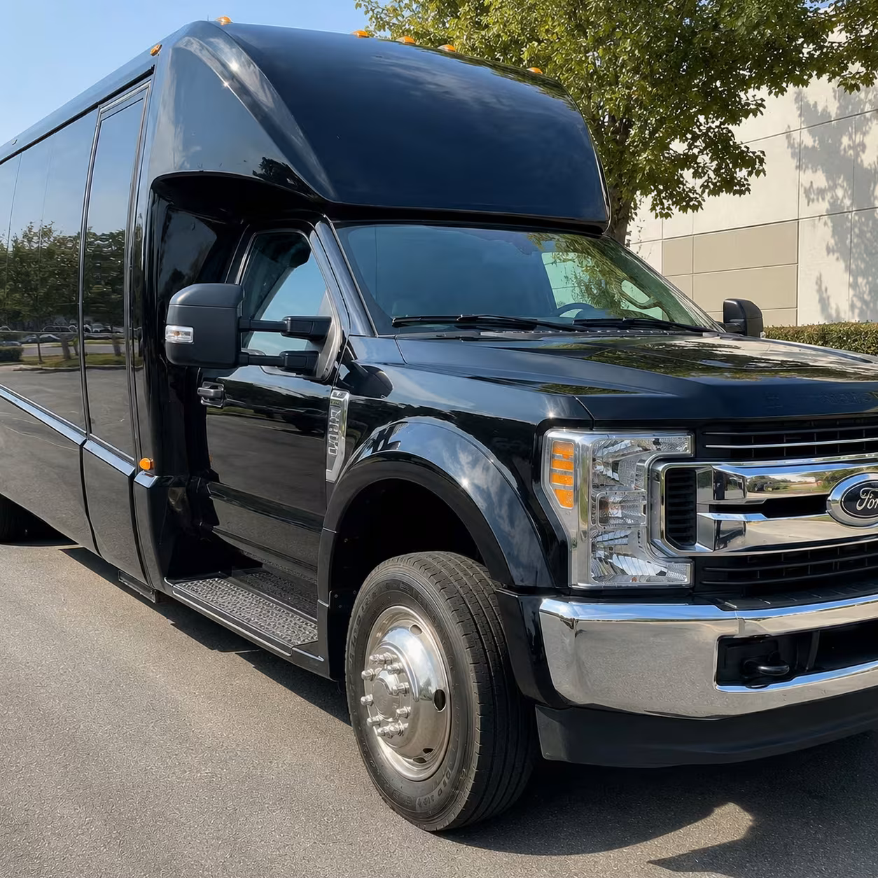 18 passenger minibus