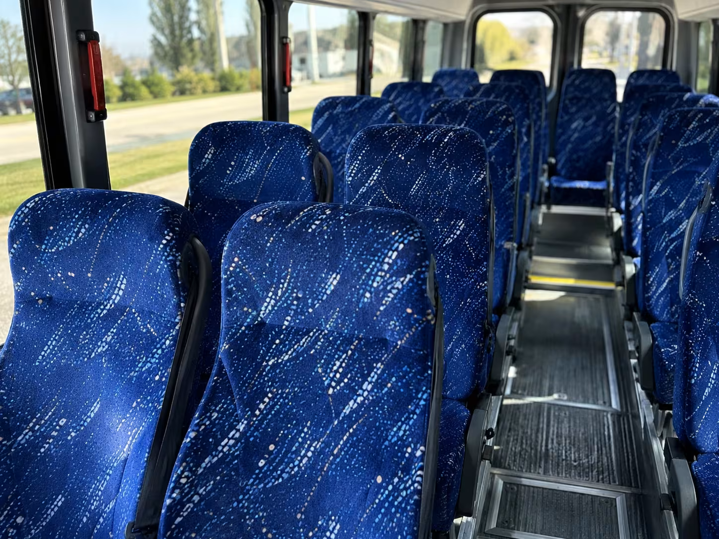 canton 15 passenger minibus rental